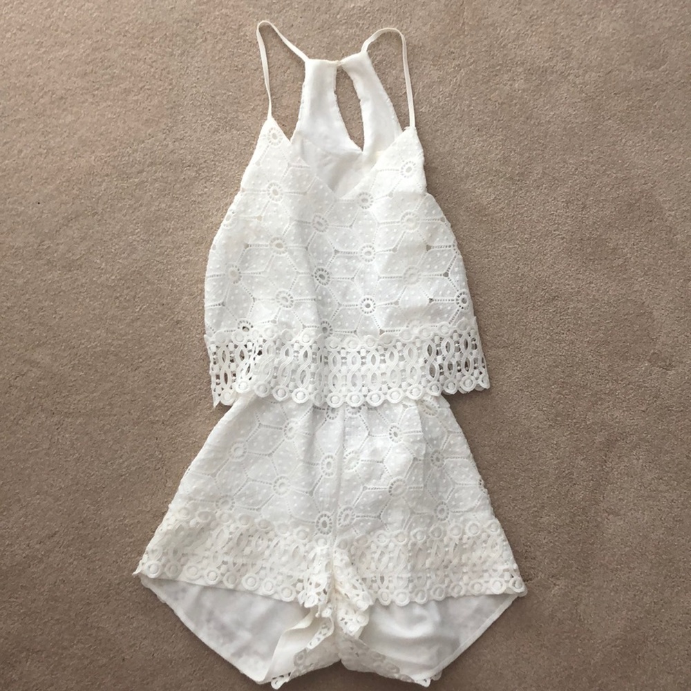 JOA white lace romper size small